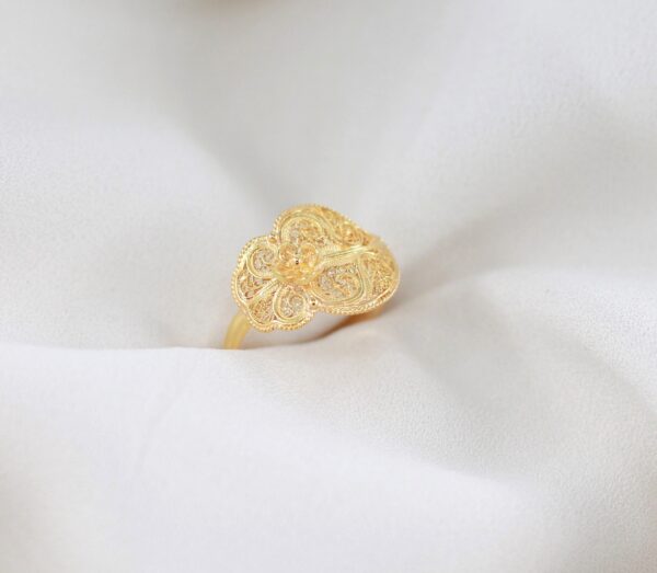 Heart of Viana Ring 19.2Kt Gold