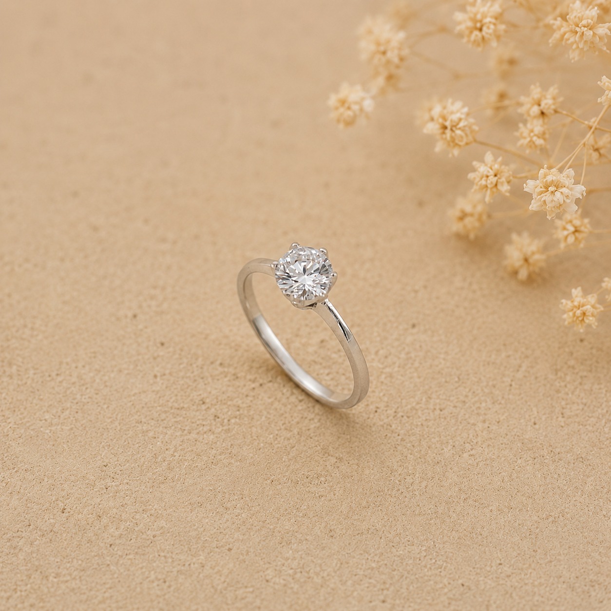 Anel Solitário Ouro Branco 19.2kt