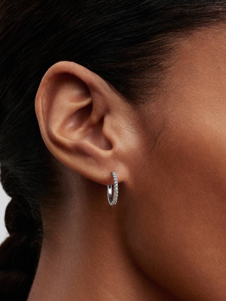 2026Q2D_collection_timeless_go_con_ic_pdp_model_single_06_1x1_earring