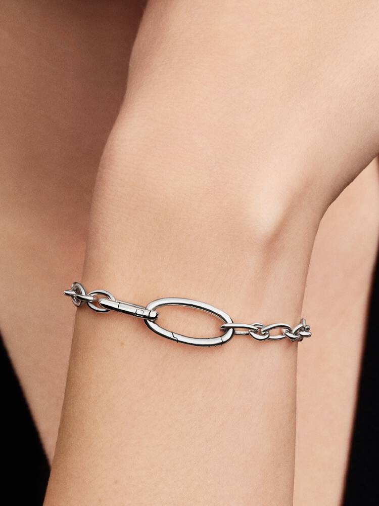 2026Q2D_collection_pme_go_con_ic_pdp_model_single_08_1x1_bracelet