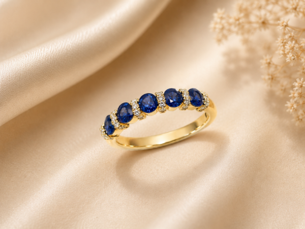 Anel Safiras e Diamantes Ouro 19,2kt