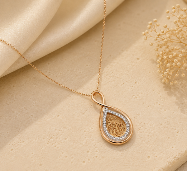 Colar Filigrana e Diamantes Ouro 19,2Kt