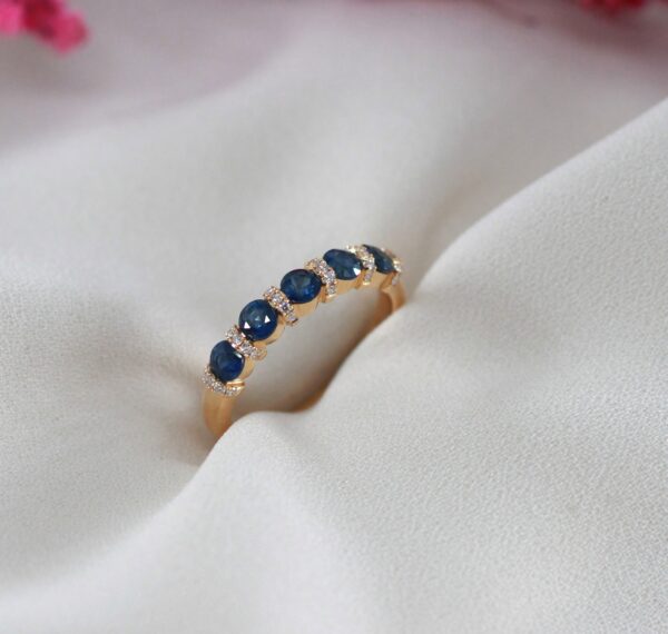 Anel Safiras e Diamantes Ouro 19,2kt