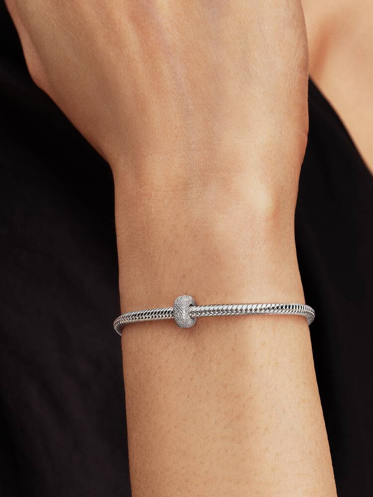 CLip Pandora 1
