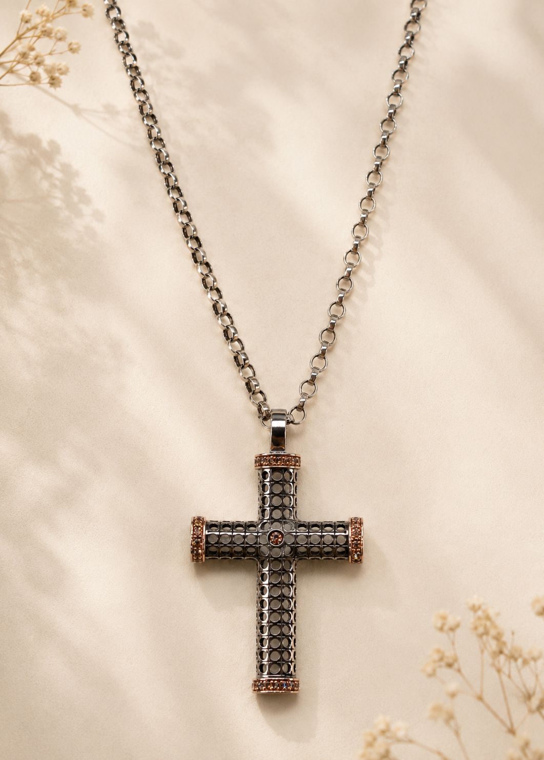 Cruz 25 Pedras Prata e Ouro 9kt