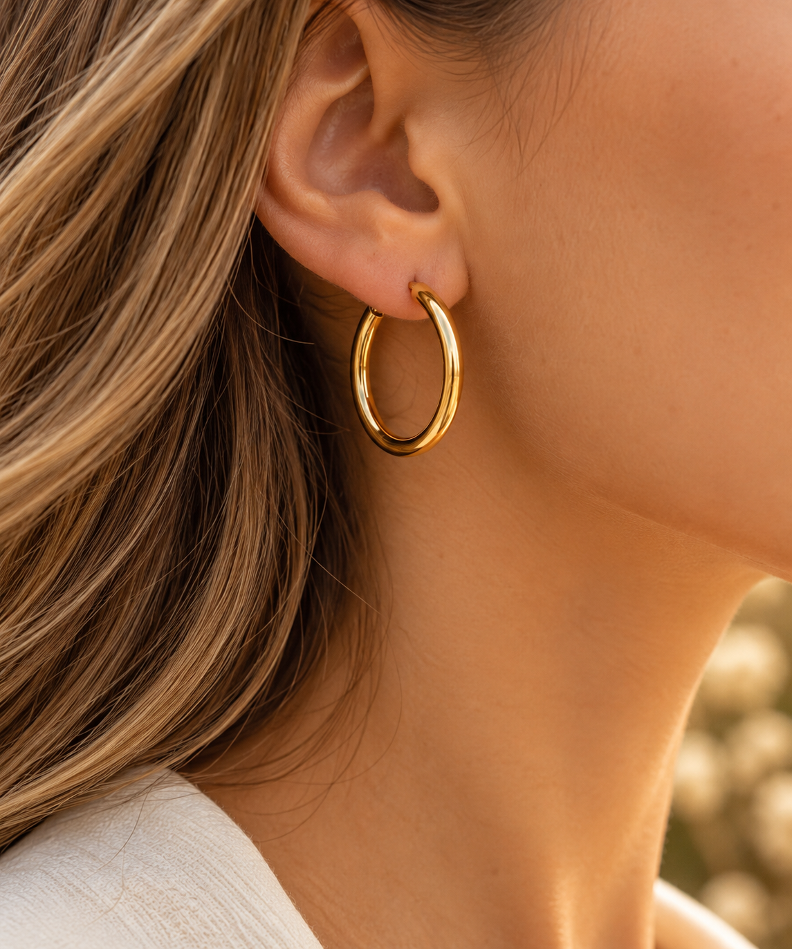 Argolas Ouro 19,2Kt Bolinhas Polidas.