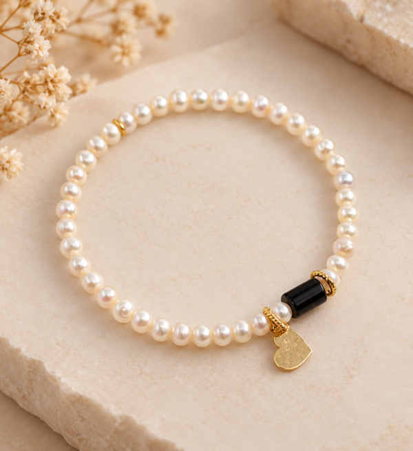 Pulseira Pérolas Amuleto Prata