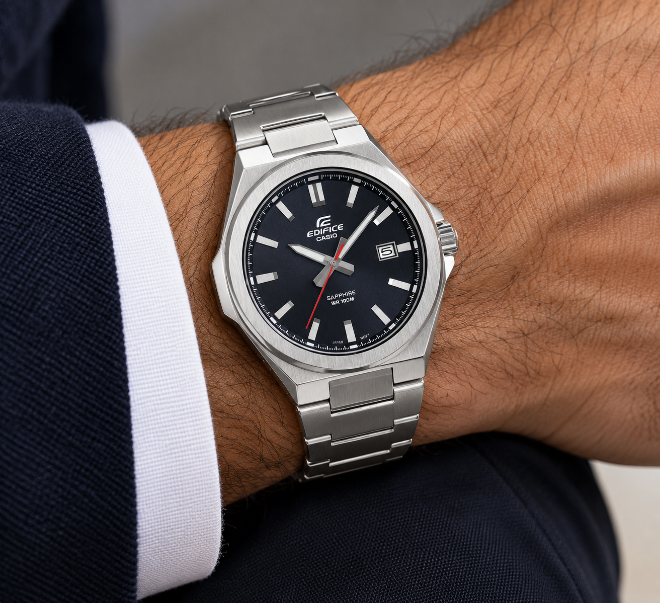 Relógio EFB-108D-1AVUEF CasioEdifice Analógico Aço.